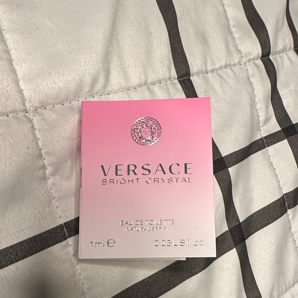 Assorted Fragrance Sample Set - Picture 9 of 11